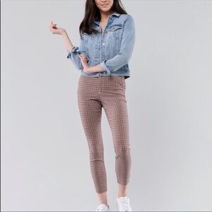 Hollister Ultra High Rise checkered stretchy pull on pants
